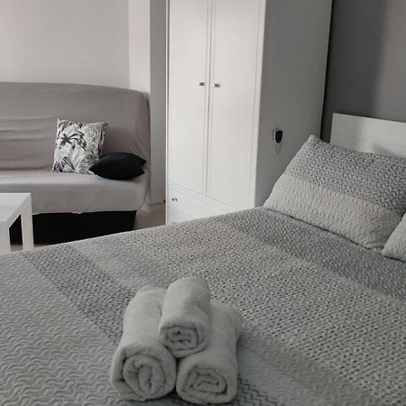 Estudio Torrox Playa- Vistas Al Mar Y Piscina Экстерьер фото